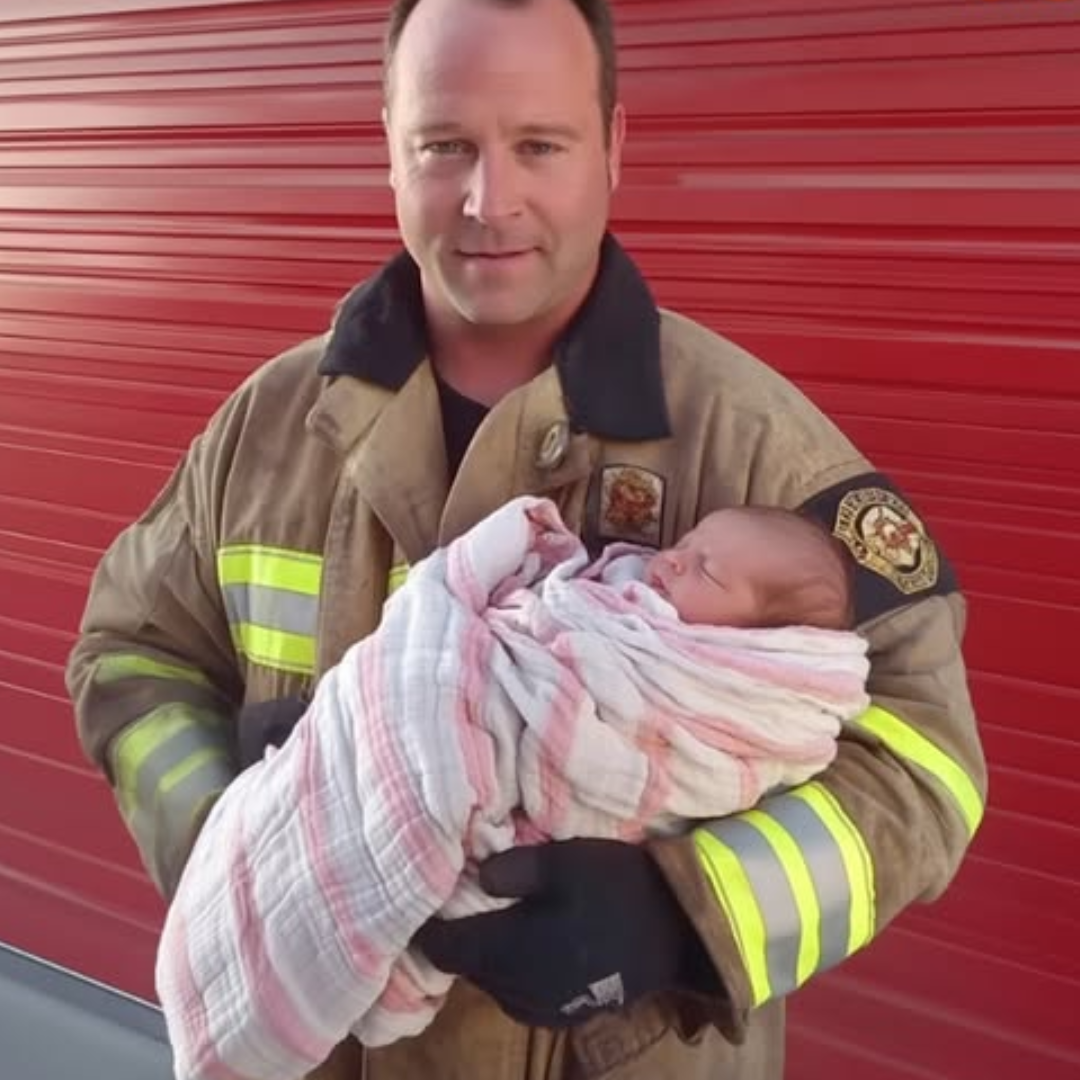 Adopté a un bebé que fue abandonado en la estación de bomberos – 5 años después, una mujer tocó mi puerta y dijo: “Tienes que devolverme a mi hijo”