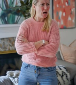 My Ex-husband’s Fiancée Demanded I Change My Last Name Back to My Maiden Name – I Agreed, but Only on One Condition